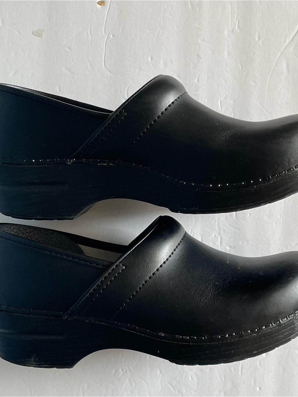 Dansko Professional US 10 Clogs Unisex EU 40 Black Casual Shoe 006360202